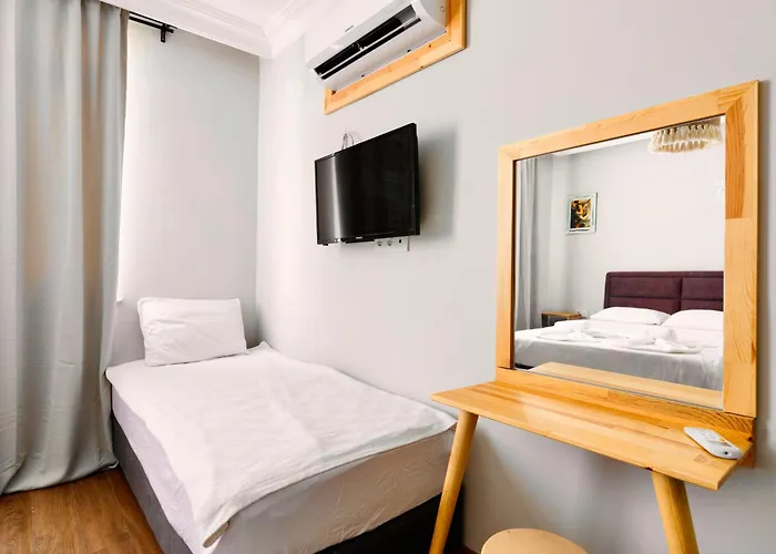 Old Town Hotell
