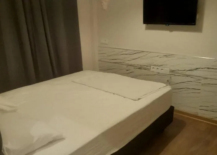 Old Town Hotell
